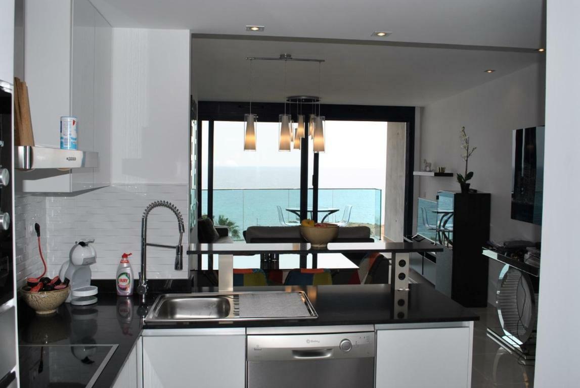 Sea Senses Apartment ตอร์เรเวียคา ภายนอก รูปภาพ